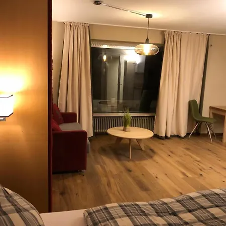 1 Kitzbuhel